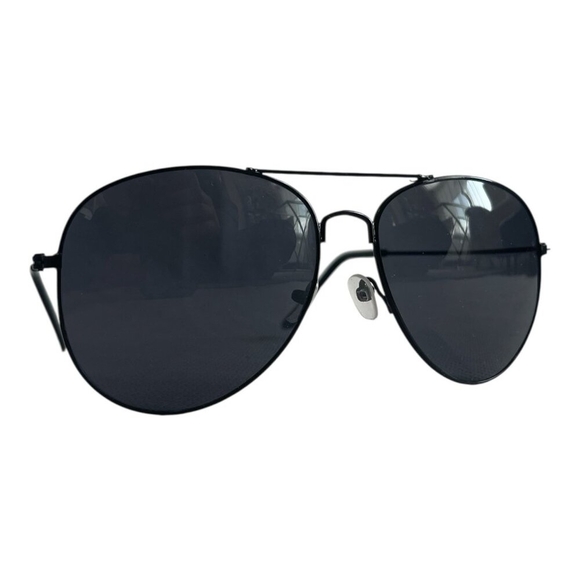 AVIATOR Sunglasses Black Metallic Frame Black Smoke Lens Polarized Sunglasses - Picture 6 of 6